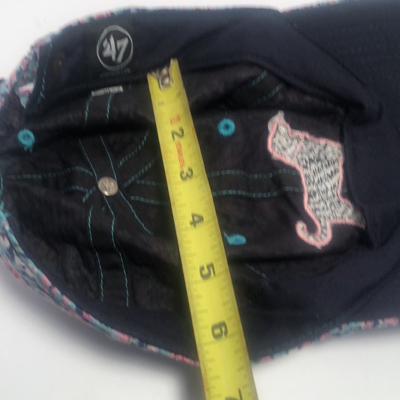 Woman’s summer floral LA dodgers dog cap - Picture 14 of 14